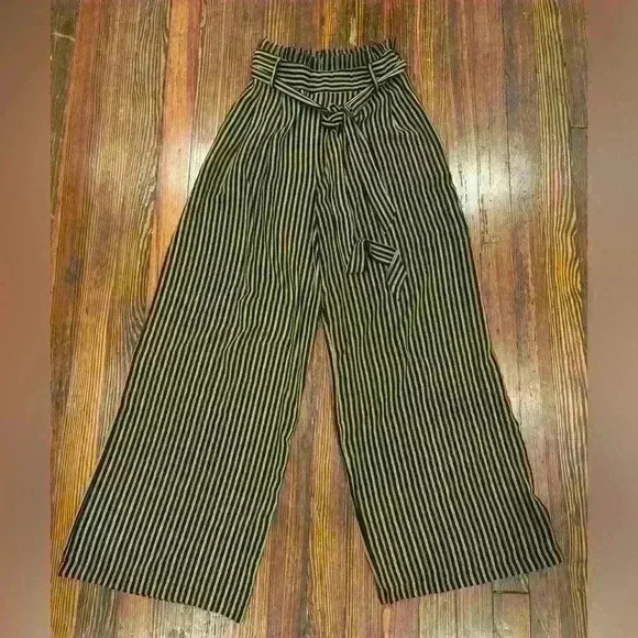 A Calin by Flying Tomato striped wide leg belted trouser pants size small - Picture 1 of 5
